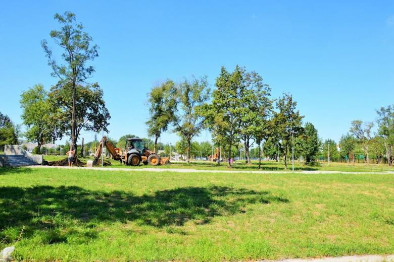 Замгубернатора лично проверил работы по благоустройству в Б. Калитве